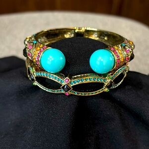 Heidi Daus turquoise cap multicolour crystal hinged bracelet set